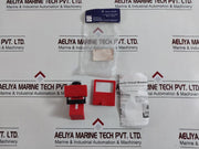 Brady 480-600 Clamp-on Circuit Breaker Lock-out