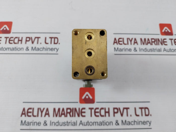 burkert-0331-c-5-32-fkm-br-solenoid-valve-24vdc-8w-72psi-w38ml