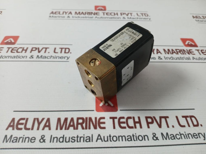 burkert-0331-c-5-32-fkm-br-solenoid-valve-72-psi-24v-dc-8w-00458995