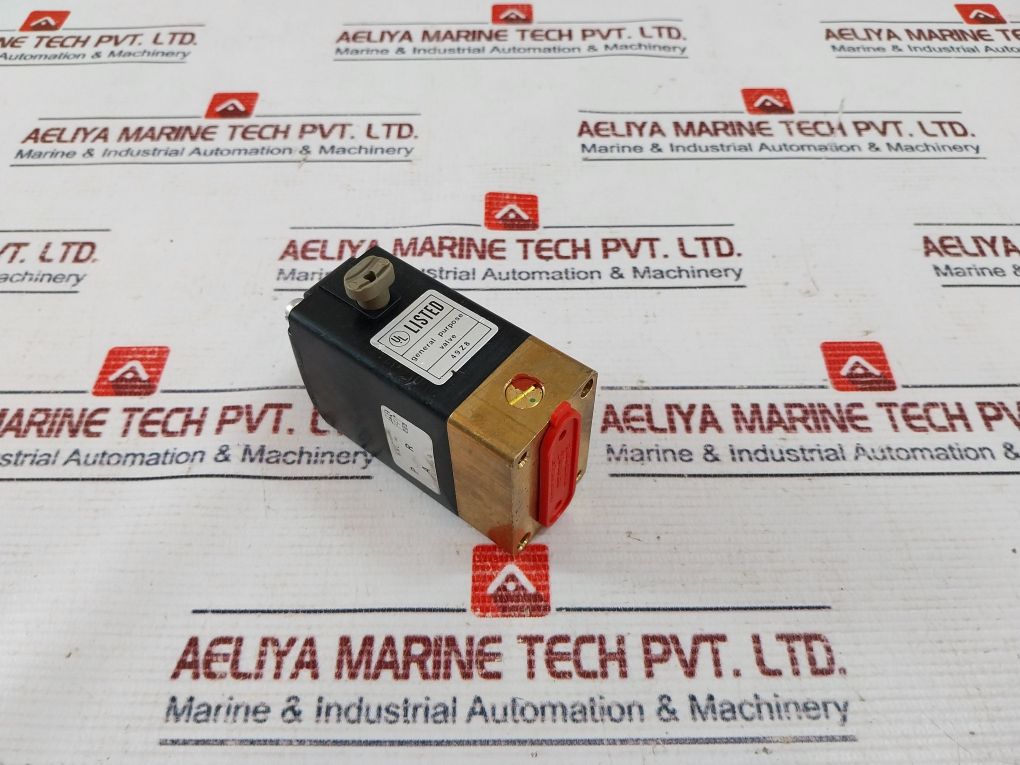 Burkert 0331 C 5/64 Fkm Br Solenoid Valve 240V 60Hz 8W