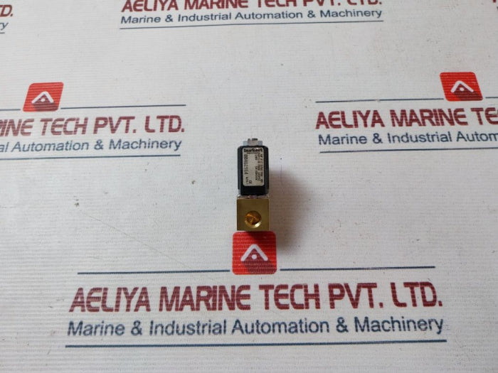 Burkert 6012 C 3/64 Fkm Br Solenoid Valve 120V 4W