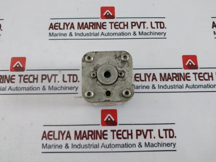 Bussmann 170M4417 High Speed Square Body Fuse 690V~Iec 700V~ 700A