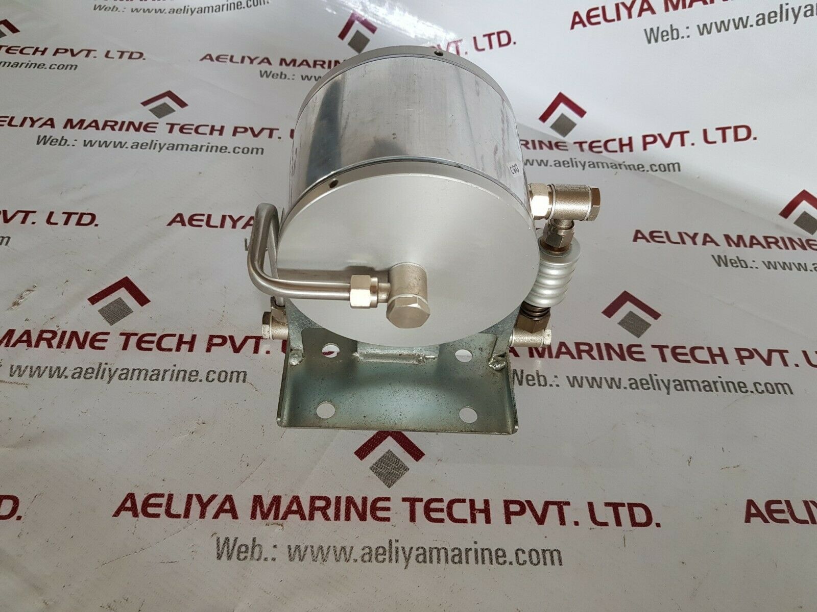 Abb turbo systems hztl 215100 r0001 dosing vessel with plug