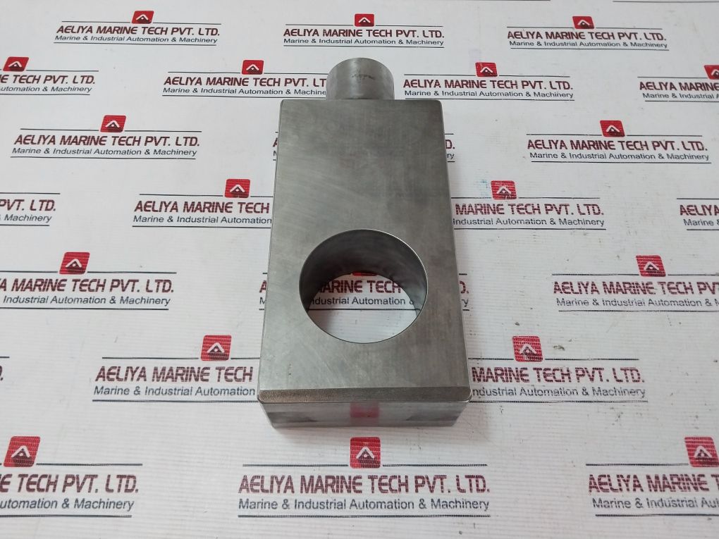 Cameron Cam 5005 Gate Valve 140342-01-71-03 Hn/C19563