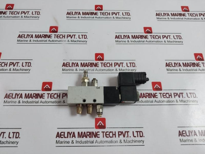 Camozzi 358-015 Solenoid Valve 358-015-02 50/60Hz 6.5 Va