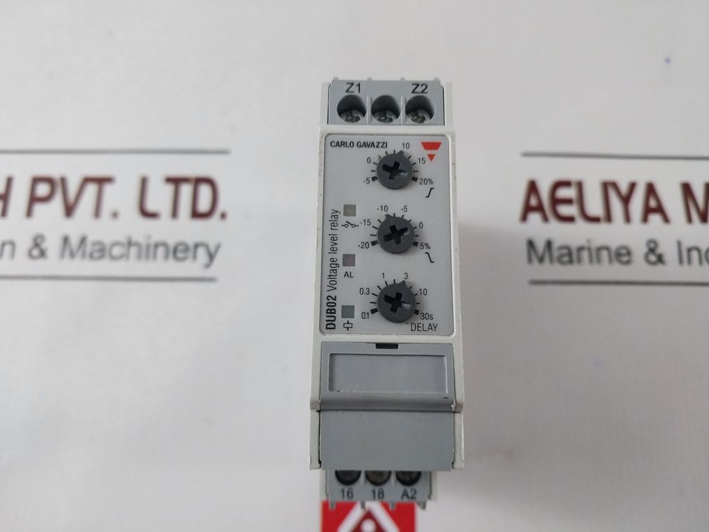 Carlo Gavazzi Dub02Ct23 Voltage Level Relay 240V 8A
