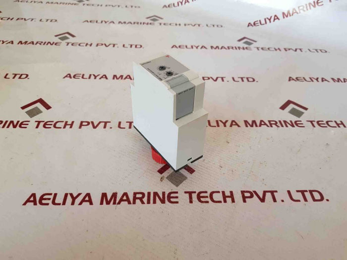 Carlo Gavazzi Paa01Dm24 Delay On Operate Timer 24-240 Vac/Dc 50-60Hz