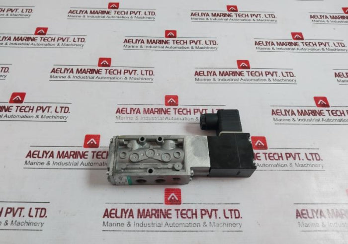 Ckd 4F210 Pneumatic Valve 100V 50/60Hz 110V 