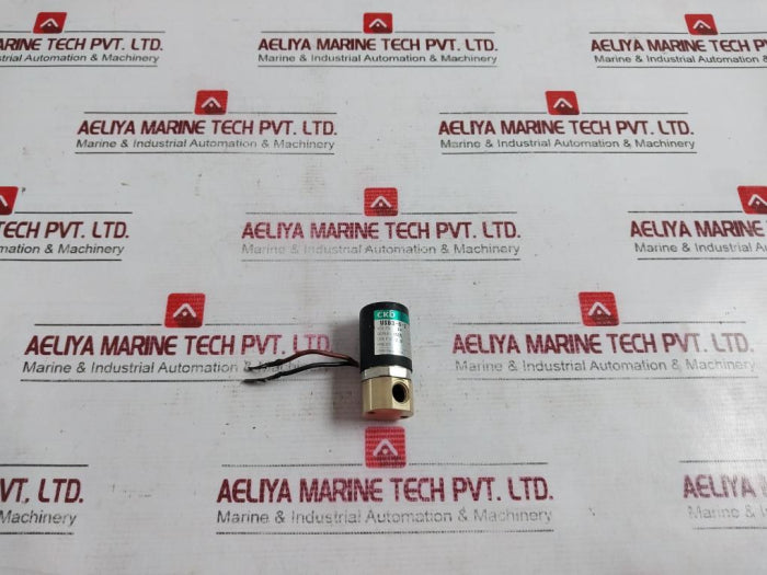Ckd Usb3-6-2 Direct Acting 2, 3-port Solenoid Valve 24V Dc 2.3 Mm 0-0.4 Mpa