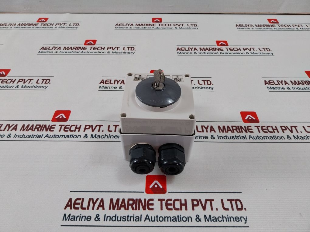 Clipsal 56K1Sw310Ms Lockable On/Off Isolator 10Amp