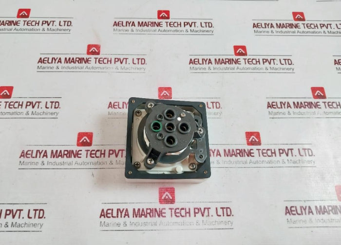 Clipsal 56So550Le Three Phase Socket Outlet 56 Series 50A 500Vac 50Hz (Grey)