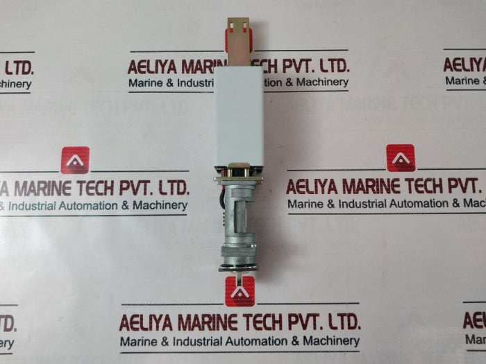 Cmd202/F1/F1 Switch Tpl (Light Push Turn)