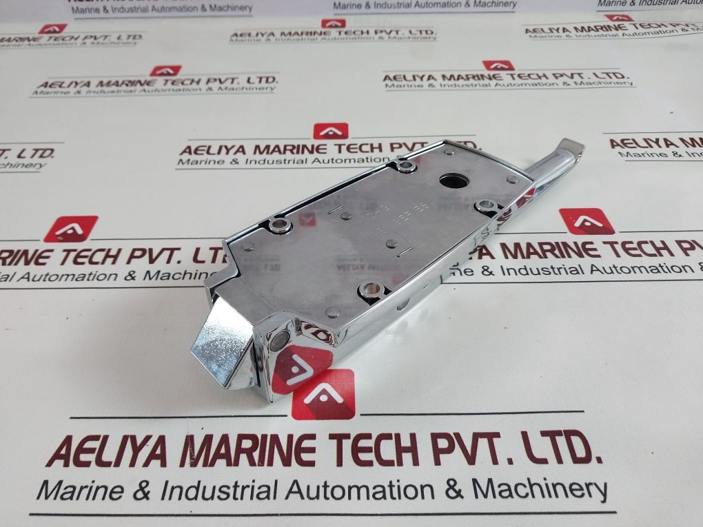 Component Hardware W38-1000 HD Walk-in Latch and Strike Kit – Aeliya Marine