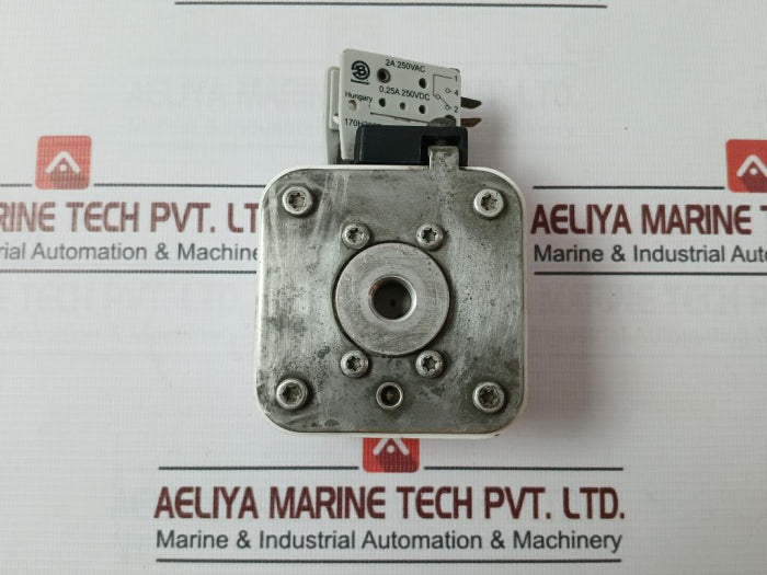 Cooper Bussmann 170M6458 High Speed Square Body Fuse 3Bkn/50 690V 500A 700V