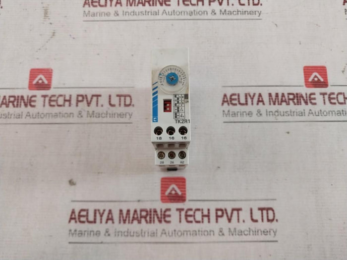 Crouzet Tk2R1 Relay Timer 88865265 24Vdc 24-240Vac 50-60Hz 8A/250V 0,08S-160S