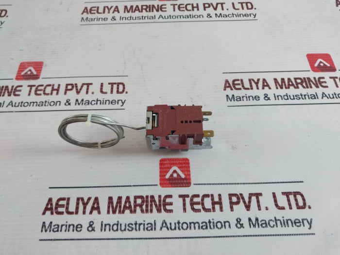 Danfoss 027040-039 Thermostat 240V