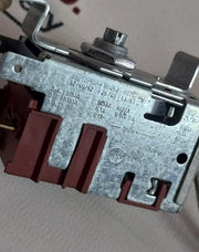 Danfoss 027040-039 Thermostat 240V