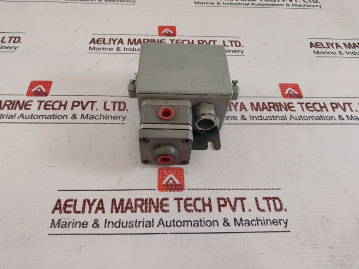 Danfoss Cas 155 Differential Pressure Switch 0.2-2.5 Bar