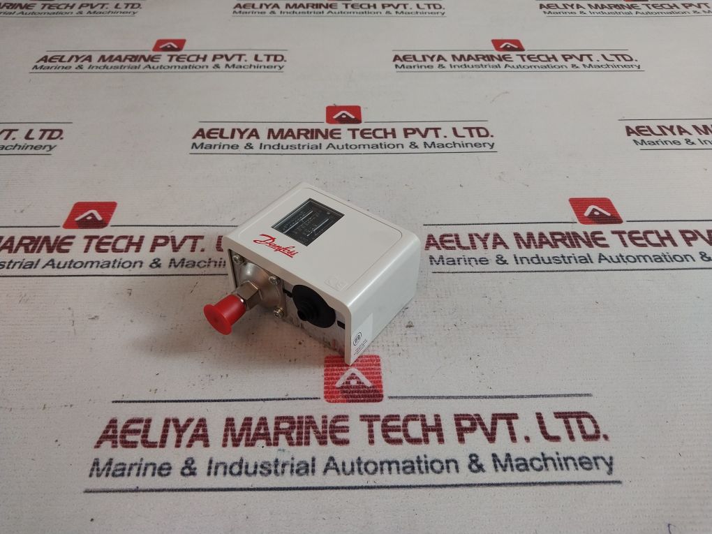 Danfoss Kp2 Pressure Switch 0.5-1.5 Bar 7-20 Psi