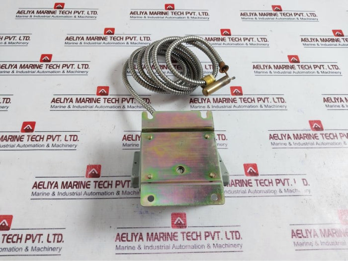 Danfoss Kps 77 Thermostat, Kps77, Spdt, Ip67, 130˚C, Range 20-60°C