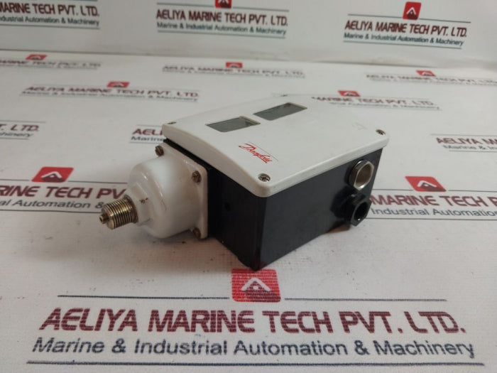 Danfoss Rt121 Pressure Control Switch Pb 7 Bar/ Mwp 102 Psig – Aeliya ...