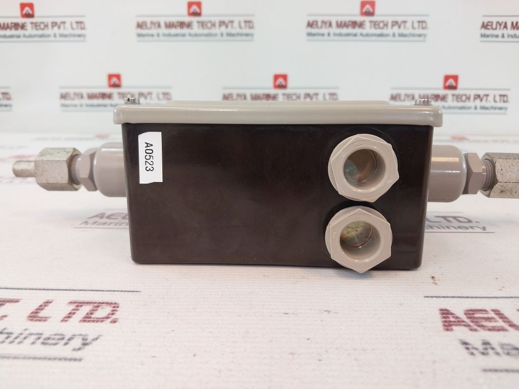 Danfoss Rt 260A Differential Pressure Switch – Aeliya Marine