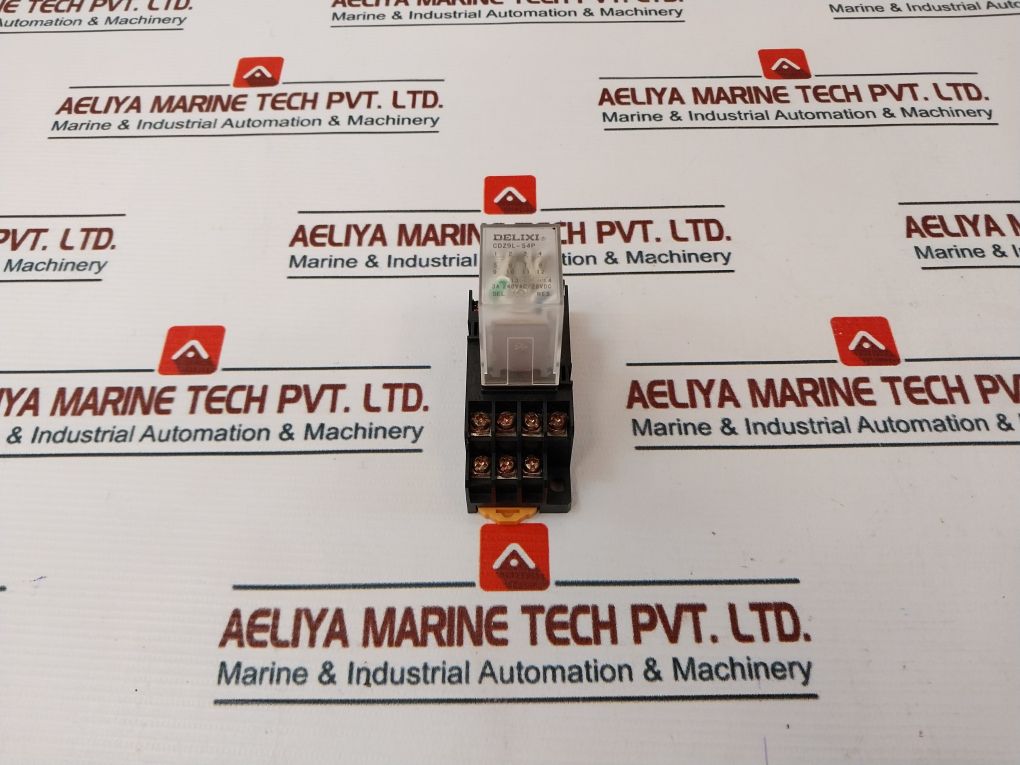 Delixi Cdz9L-54P Relay With Base 3A 240Vac/28Vdc