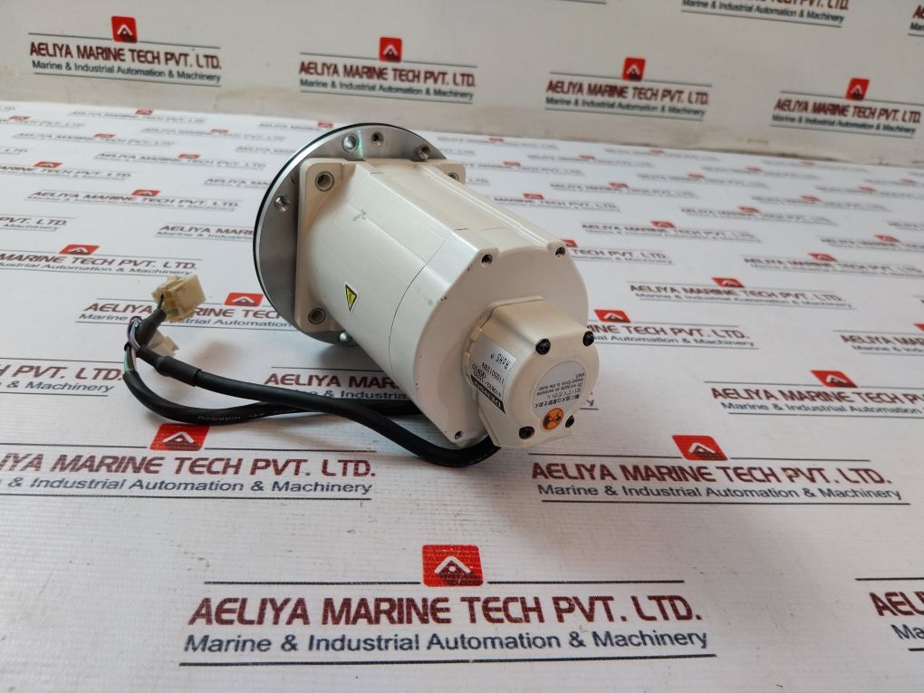 Denso 410622-1570 Servo Motor Msma082T2U2 