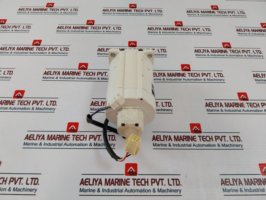Denso Msma082T2U2 Servo Motor 410622-1570 09D20