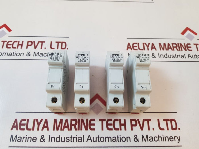 Set Of 4X Df Pmf 480032 10,3 × 38 Fuse Holder 32A 690V~