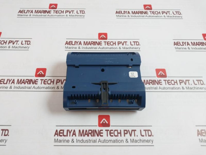 Distech Controls Ecp-300 Lonmark Microprocessor-based Programmable Controller