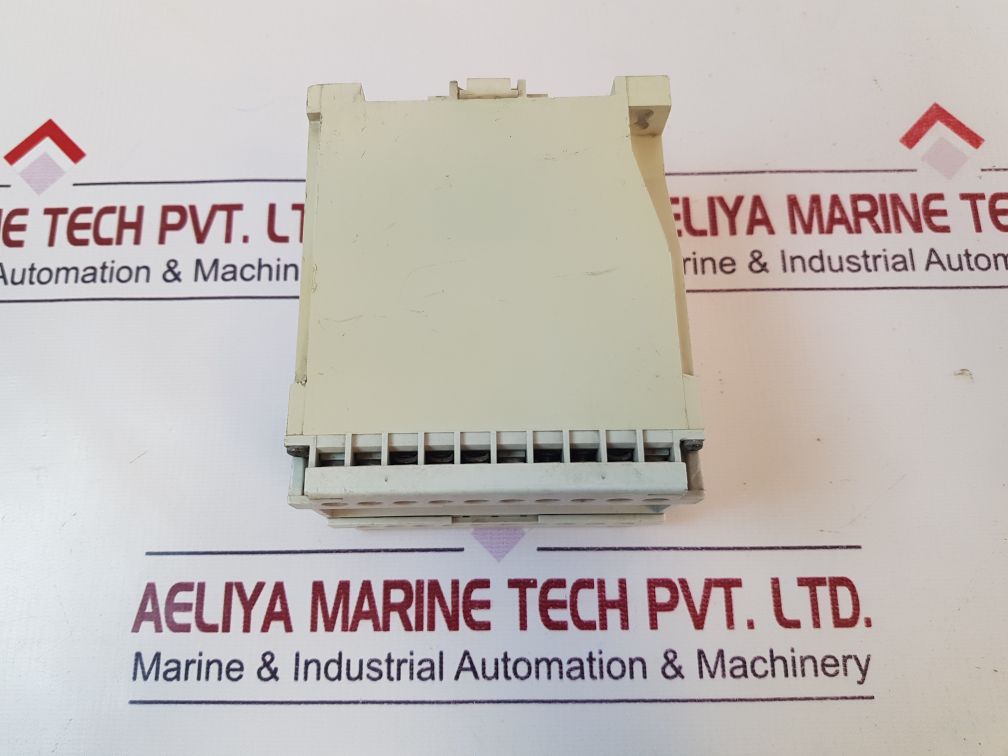 Dold An9843.82/011 Voltage Relay 1-20S