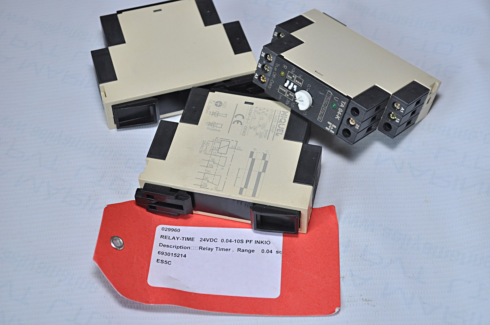 HIQUEL TA 04-K RELAY TIMER 0.04 SEC. RANGE