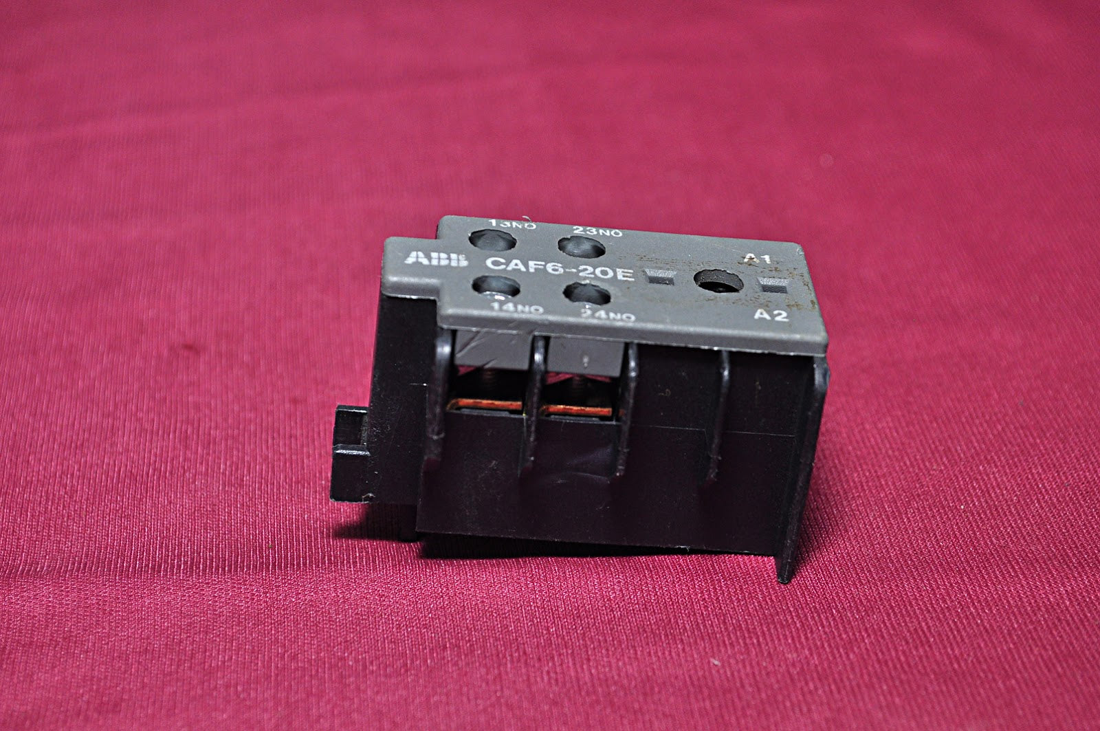 ABB CONTACT CAF6 20E CONTACT