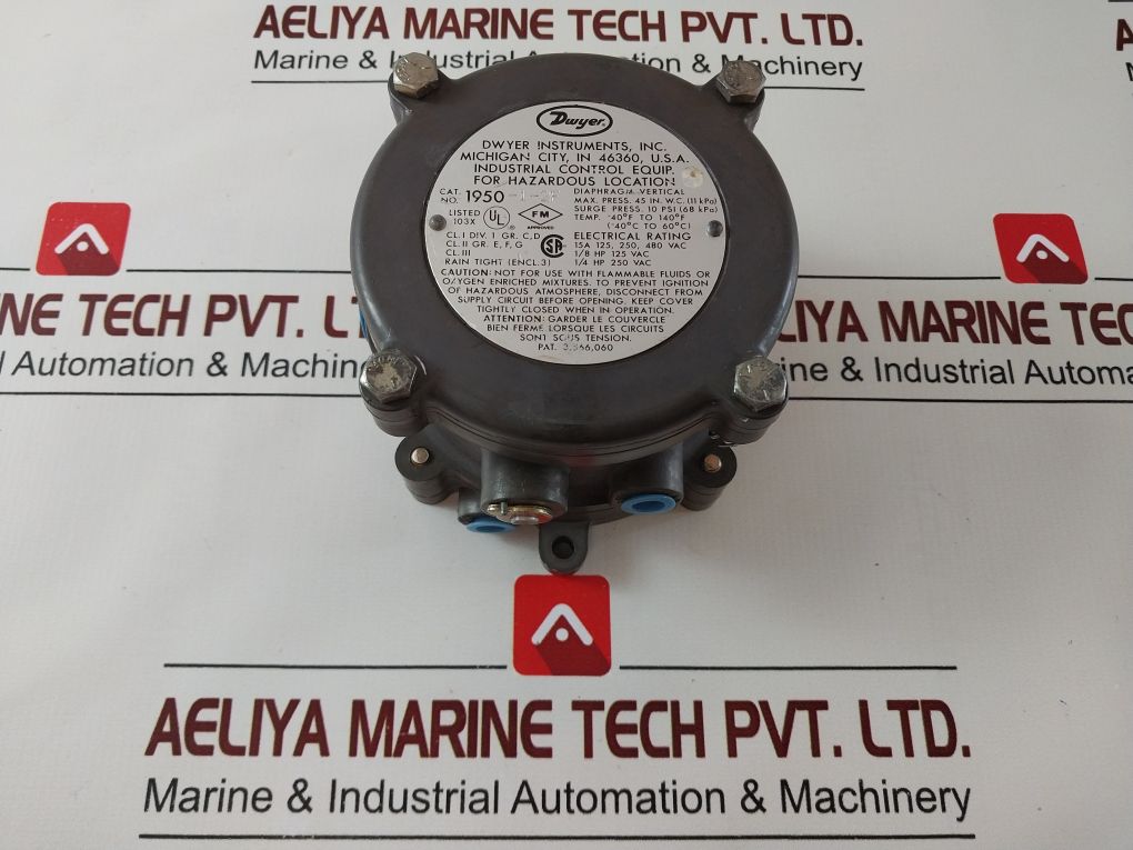 Dwyer 1950-1-2F Explosion Proof Pressure Switch