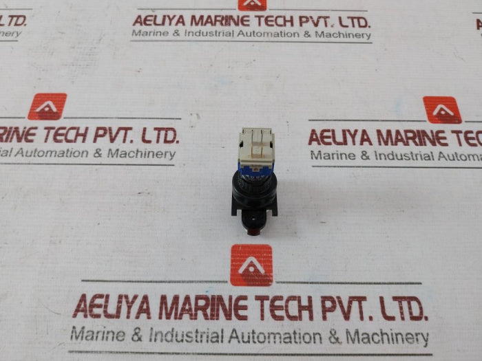 Eao 61-1200.0 Pushbutton Switch Actuator 320V 300V Ac Sd 250V Ac/5A