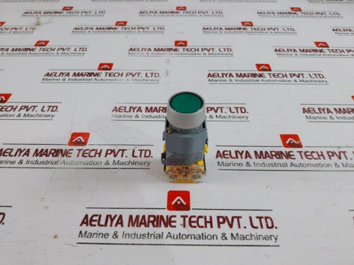 Eao 704.900.3 Switch Contact Block 380V/ 2.4W 600V Ac 10 Amps