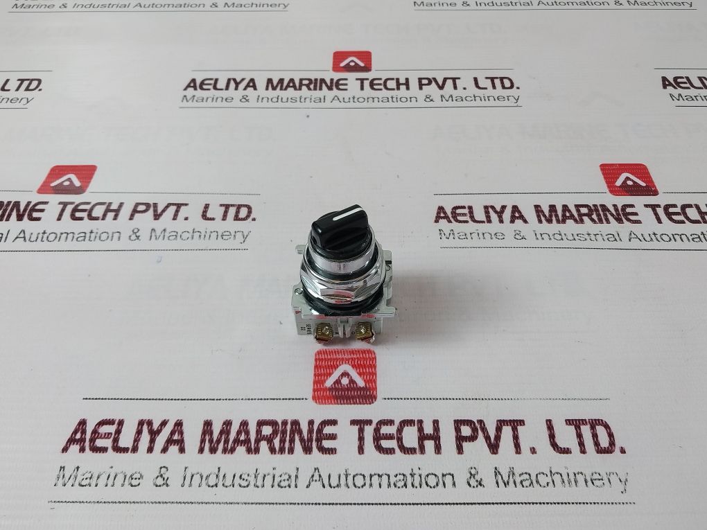 Eaton 10250T/91000T Push Button