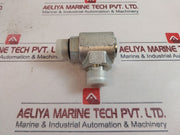 Eaton 7804666 90Â° Degree Elbow Bulkhead Adapter