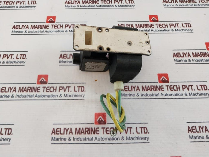 Eev M5187 Magnetron 9800261