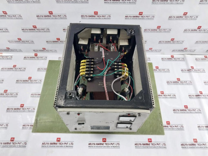 Elect Lab 3.5Kva Step Down Transformer Unit 110V – Aeliya Marine