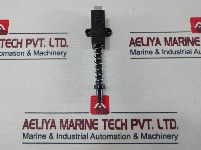 Electrolux 003822 Door Lock Latch 552.01.06.015