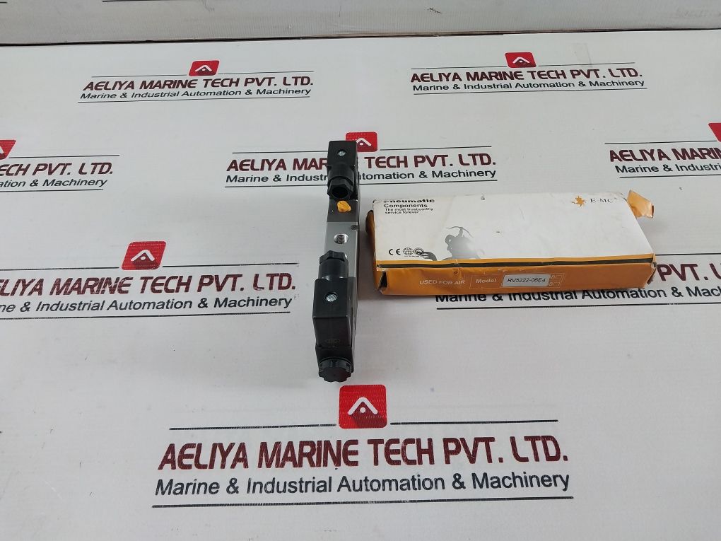 Emc Rv5222-06E4 Pneumatic Solenoid Valve
