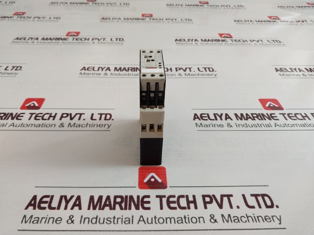 Entrelec Schiele 2.430.103.02 Time Relay 110-240Vac