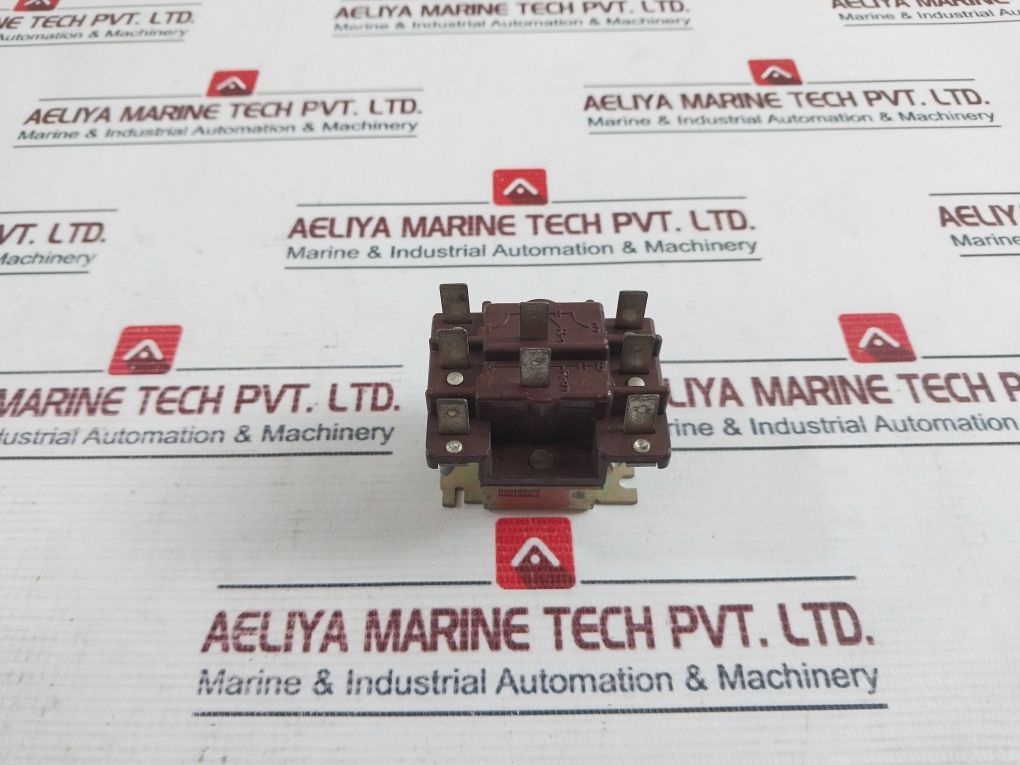 Essex 91-132006-13302 Power Relay 24V 50/60Hz