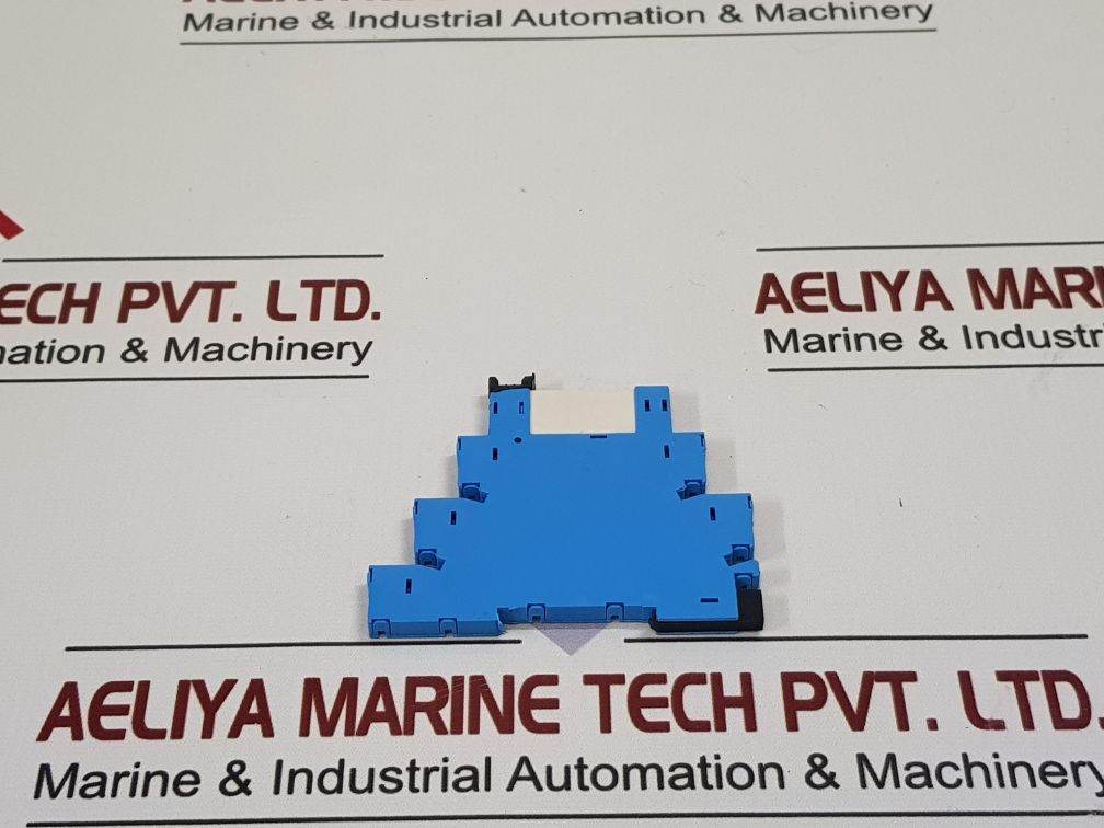 Finder 93.01.0.024 Relay With Socket 34.51.7.024.0010