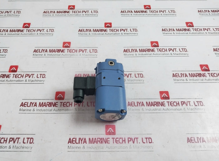 Flucon I/P Transducer 500 Series Electro-pneumatic Current/Voltage To Pressure