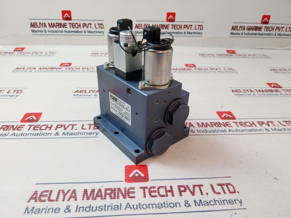Fluid Team Hm2/030601 24 Vdc Series: 2