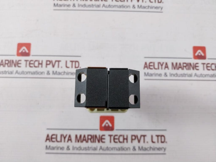 Fuji Electric Ah30 Push Button Command Switch S6B22 10A 600Vac 253C