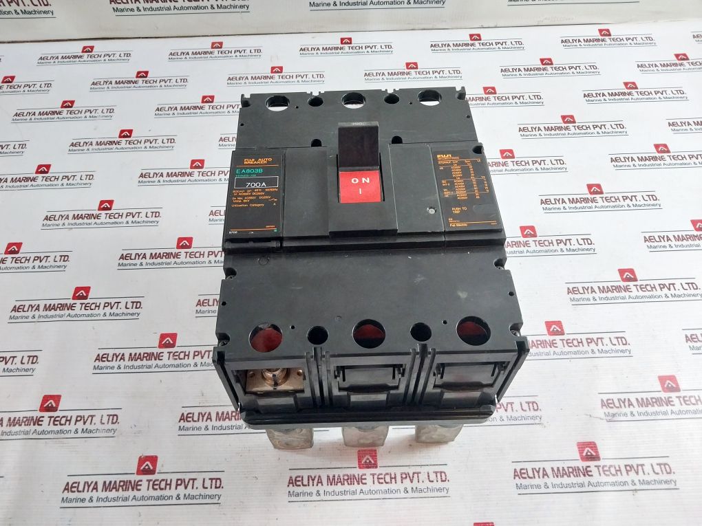 Fuji Electric Ea803B Molded Case Circuit Breaker 700A Bb3Meb-700